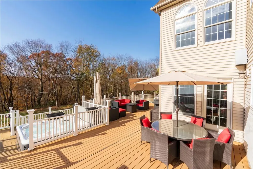 31 Reggies Way Lagrangeville NY 12540