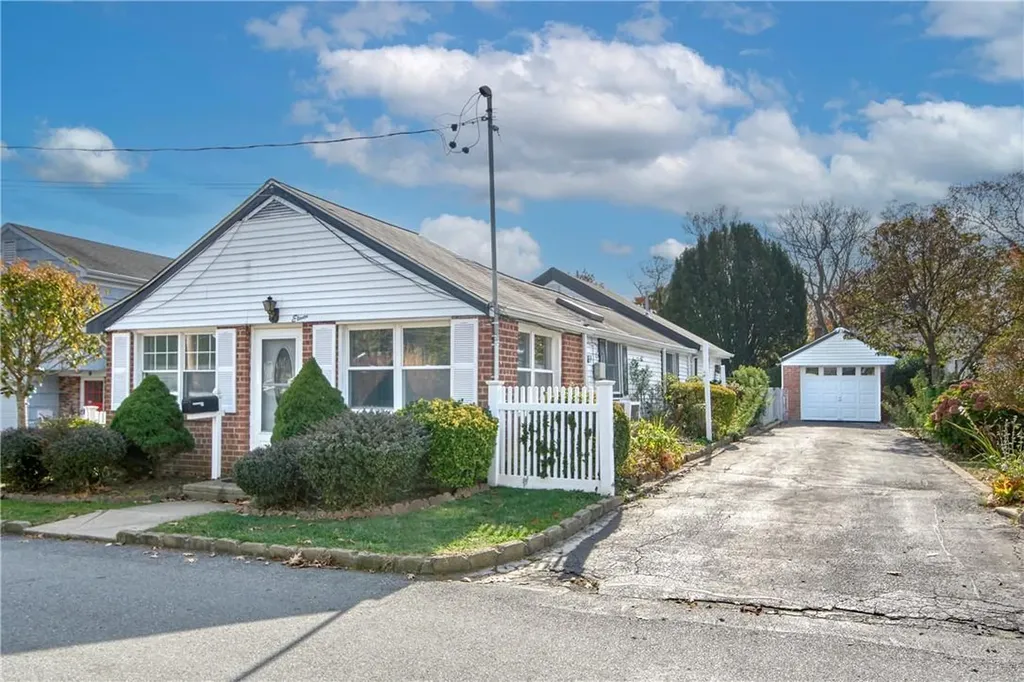 11 Bulkley Manor Rye NY 10580