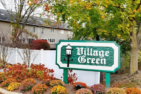 110 Village Green Bardonia NY 10954