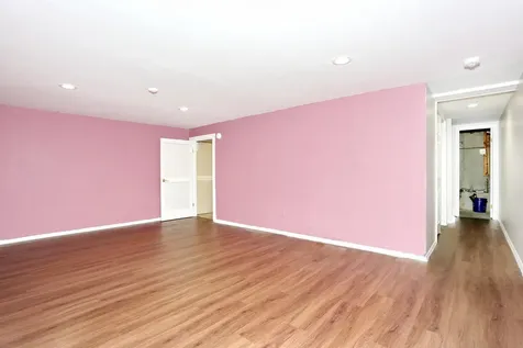110 Village Green Bardonia NY 10954
