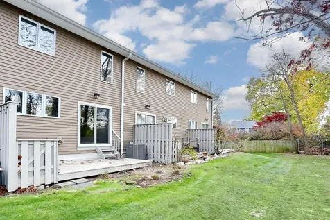 110 Village Green Bardonia NY 10954