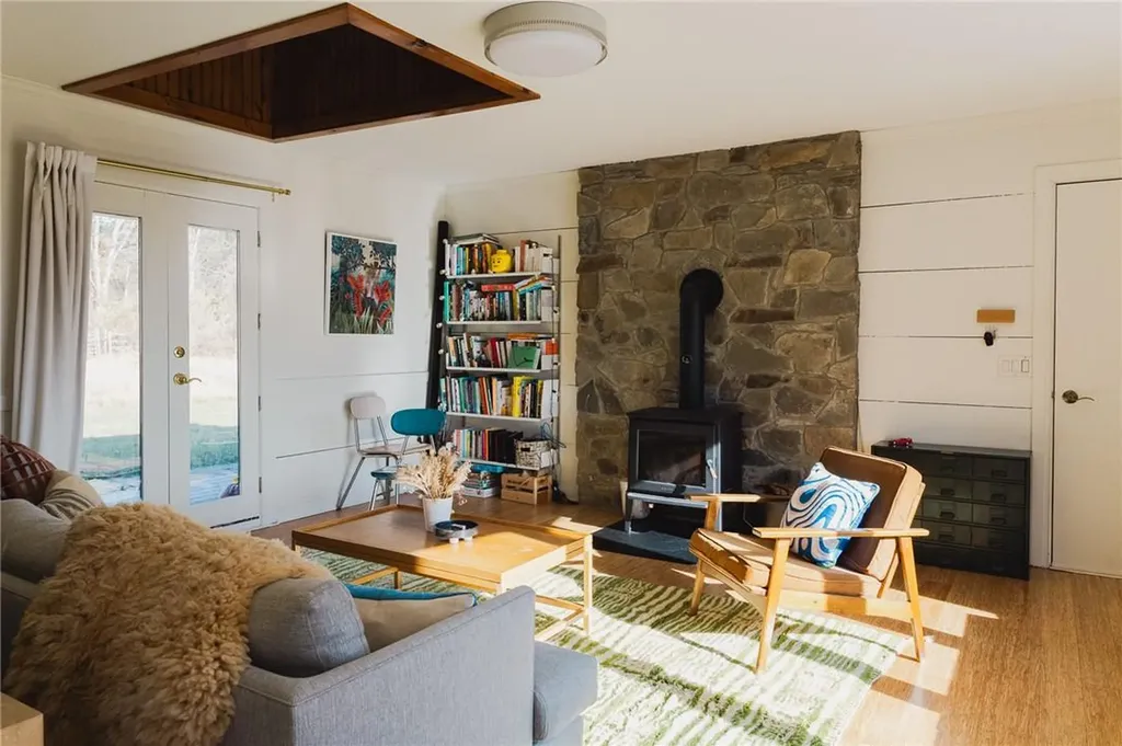 2941 Route 9g Rhinebeck NY 12572