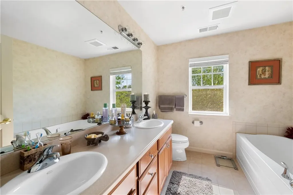 428 Highridge Court Peekskill NY 10566