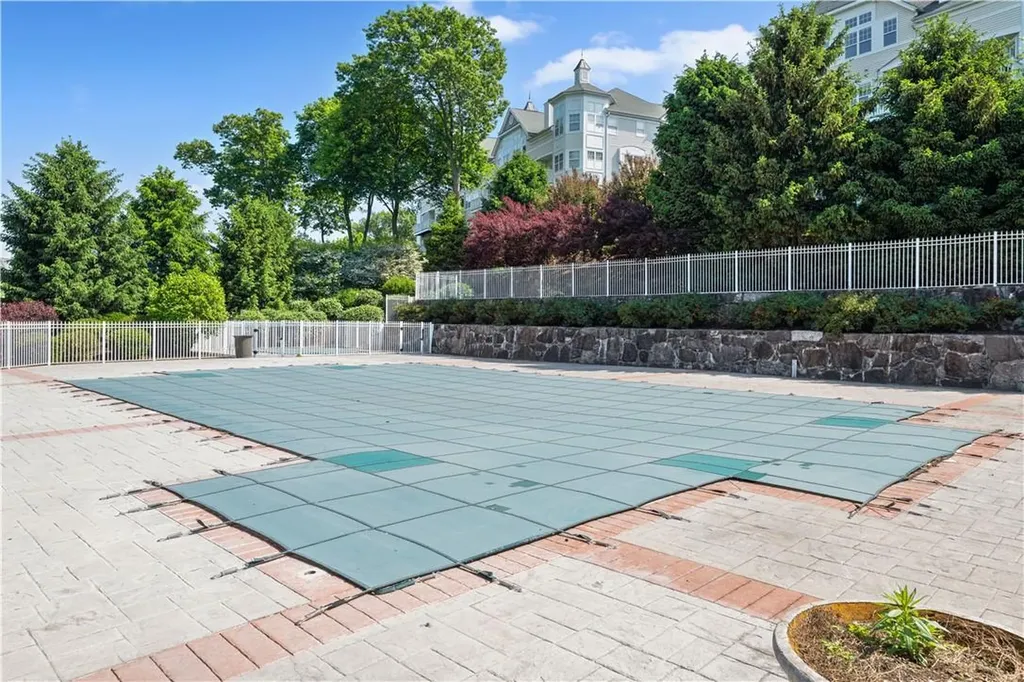 428 Highridge Court Peekskill NY 10566
