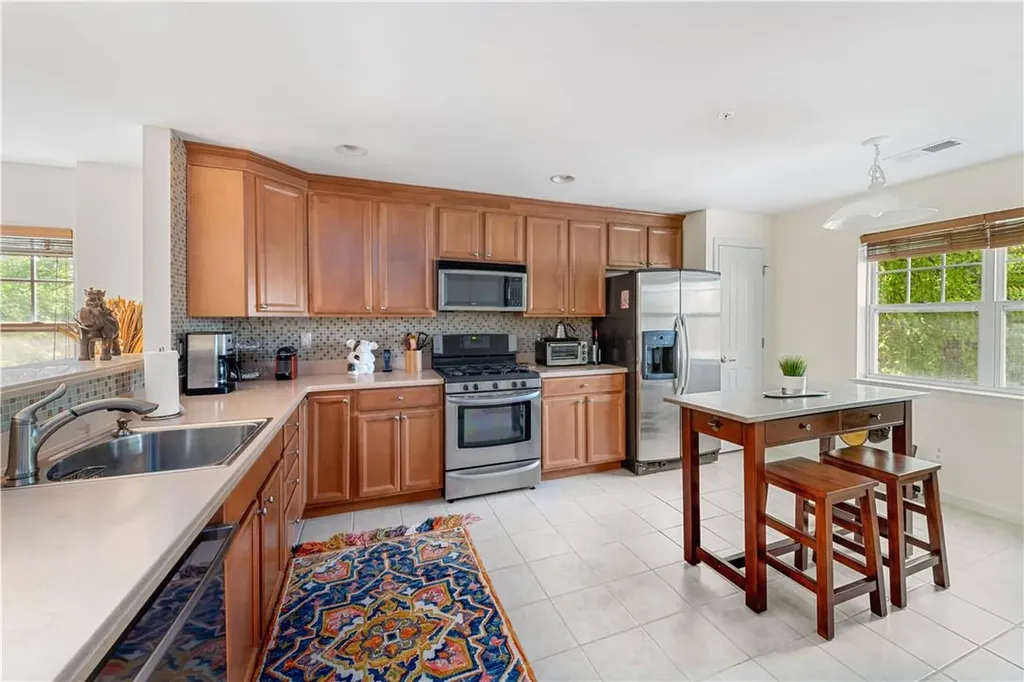 428 Highridge Court Peekskill NY 10566