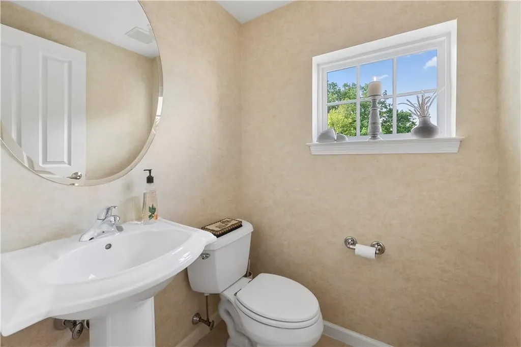 428 Highridge Court Peekskill NY 10566