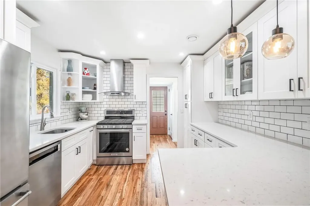 28 Byron Avenue White Plains NY 10606