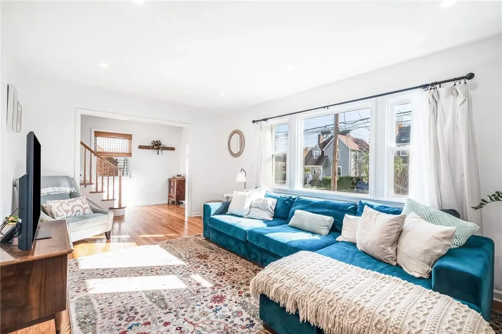 28 Byron Avenue White Plains NY 10606