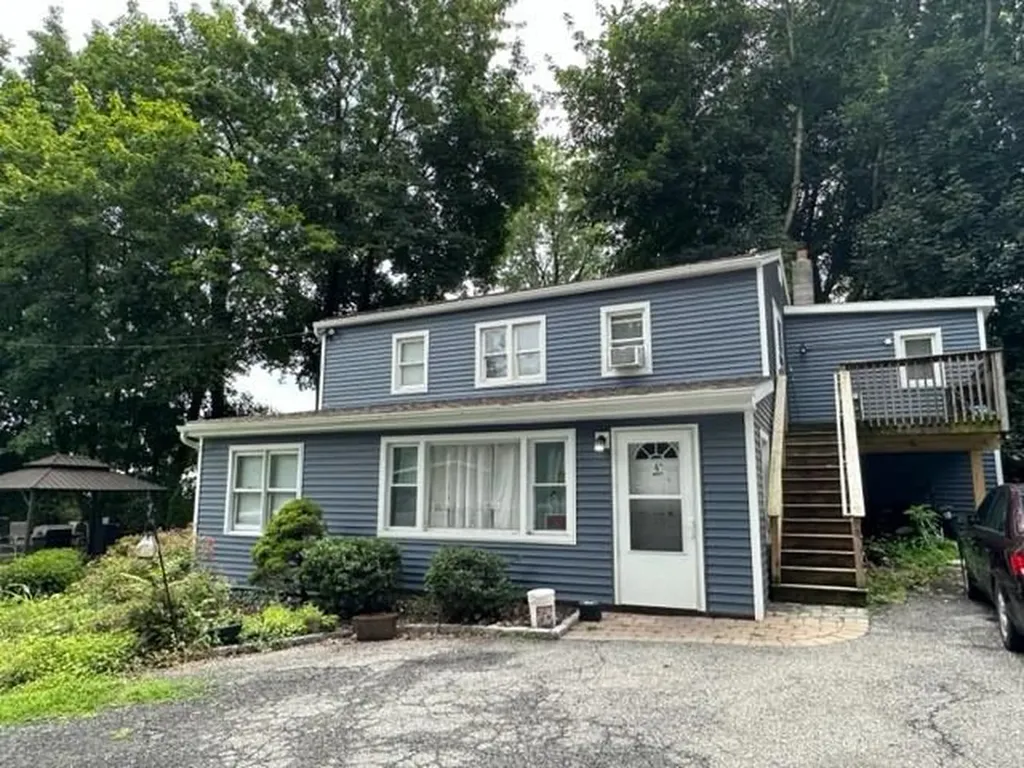 4 Riverview Avenue New Windsor NY 12553