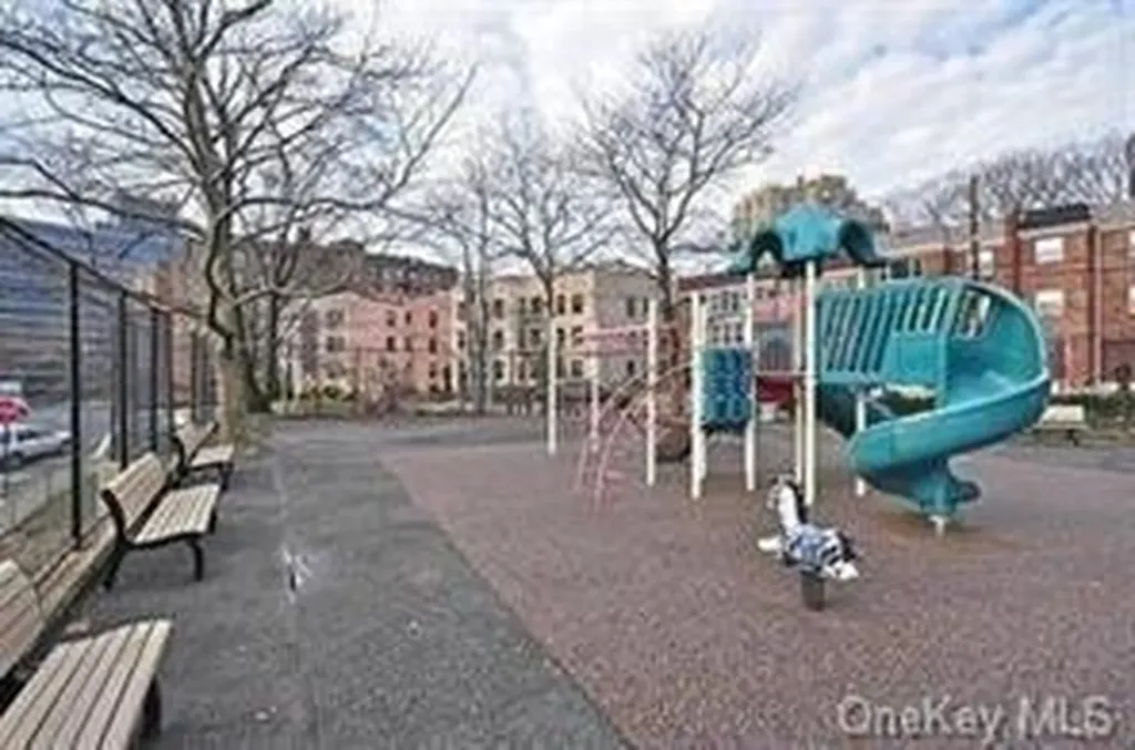 555 Kappock Street Bronx NY 10471