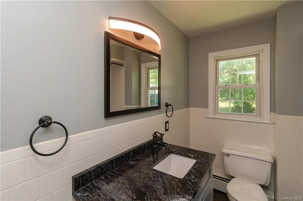 85 Lavoletta Street Wallkill NY 12589