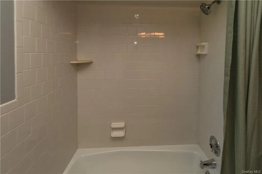 85 Lavoletta Street Wallkill NY 12589