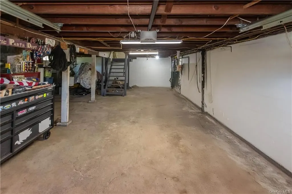 85 Lavoletta Street Wallkill NY 12589