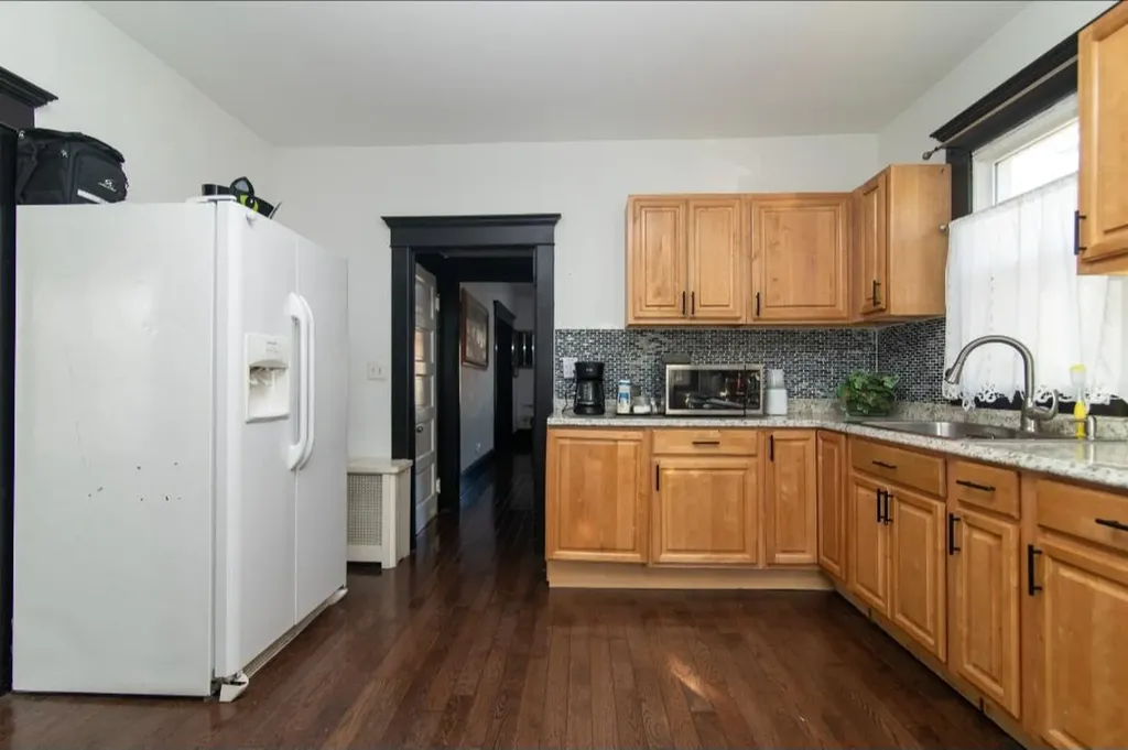 22 Gladstone Avenue Walden NY 12586