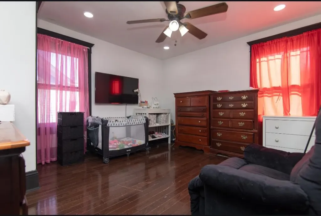 22 Gladstone Avenue Walden NY 12586