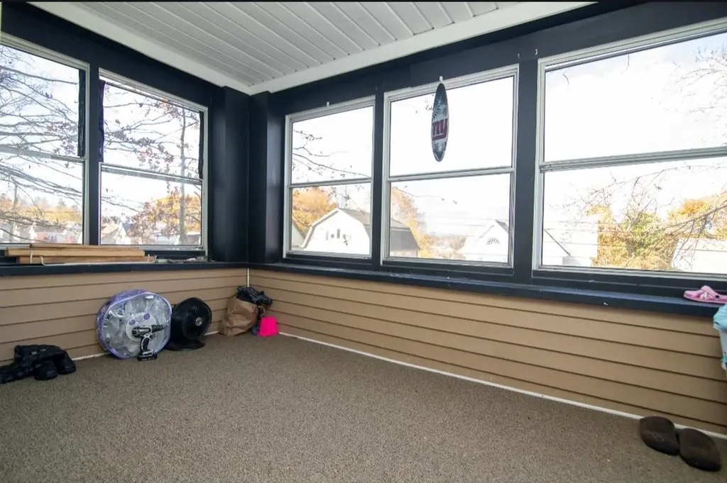 22 Gladstone Avenue Walden NY 12586