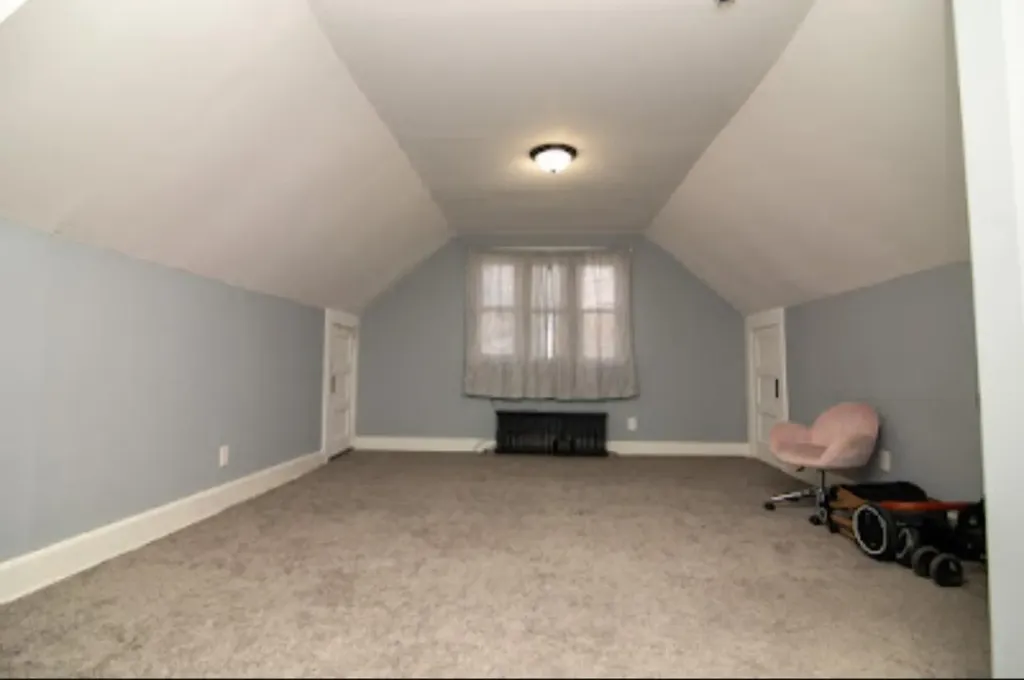 22 Gladstone Avenue Walden NY 12586