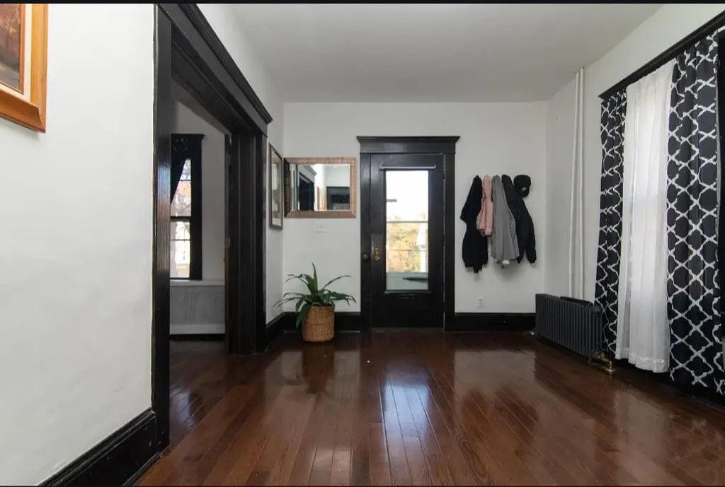 22 Gladstone Avenue Walden NY 12586