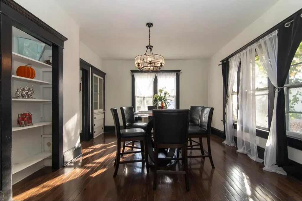 22 Gladstone Avenue Walden NY 12586