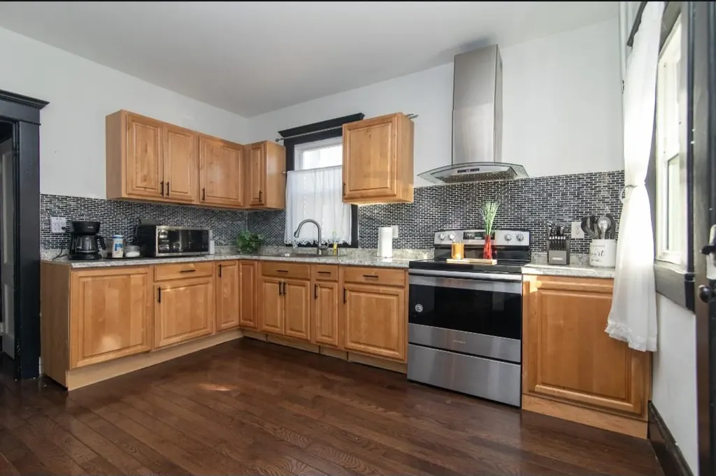 22 Gladstone Avenue Walden NY 12586