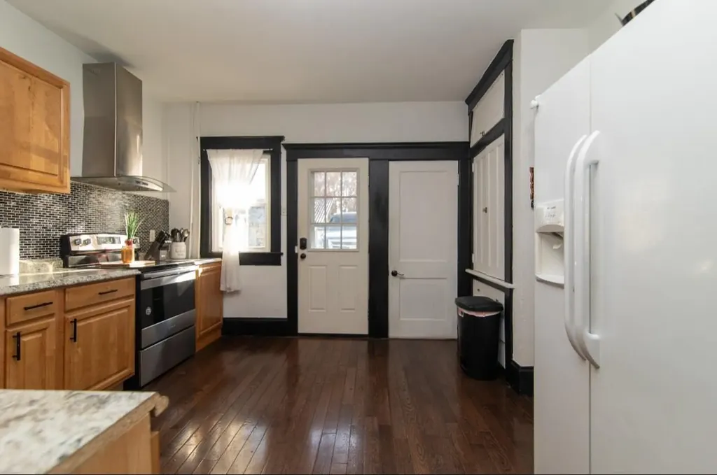 22 Gladstone Avenue Walden NY 12586
