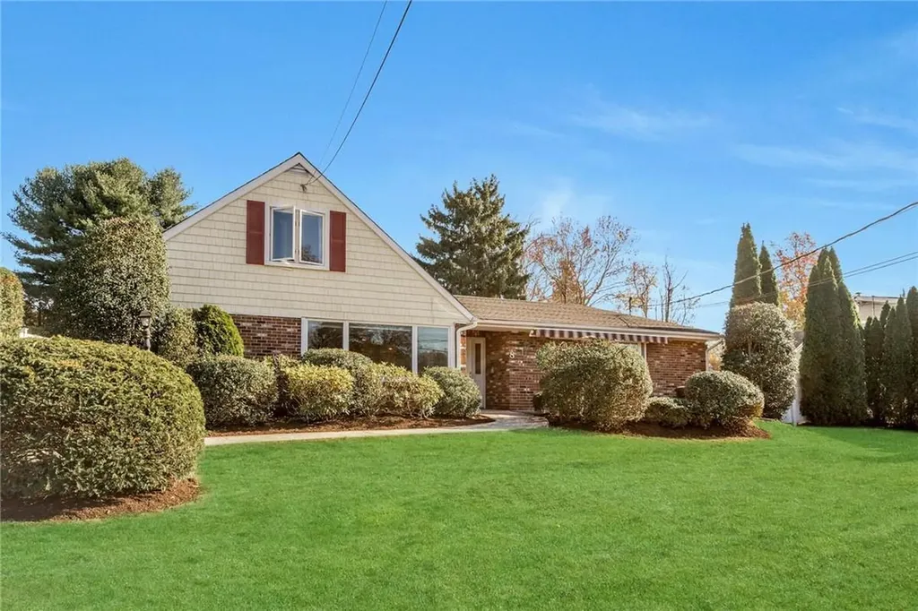 8 Beacon Lane Rye Brook NY 10573