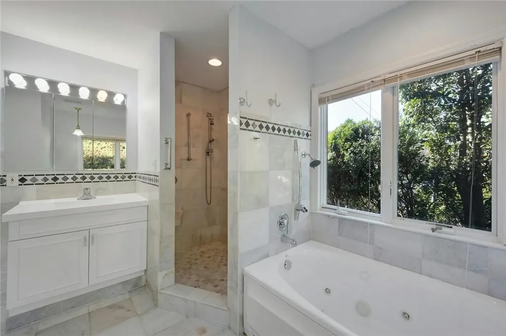 8 Beacon Lane Rye Brook NY 10573