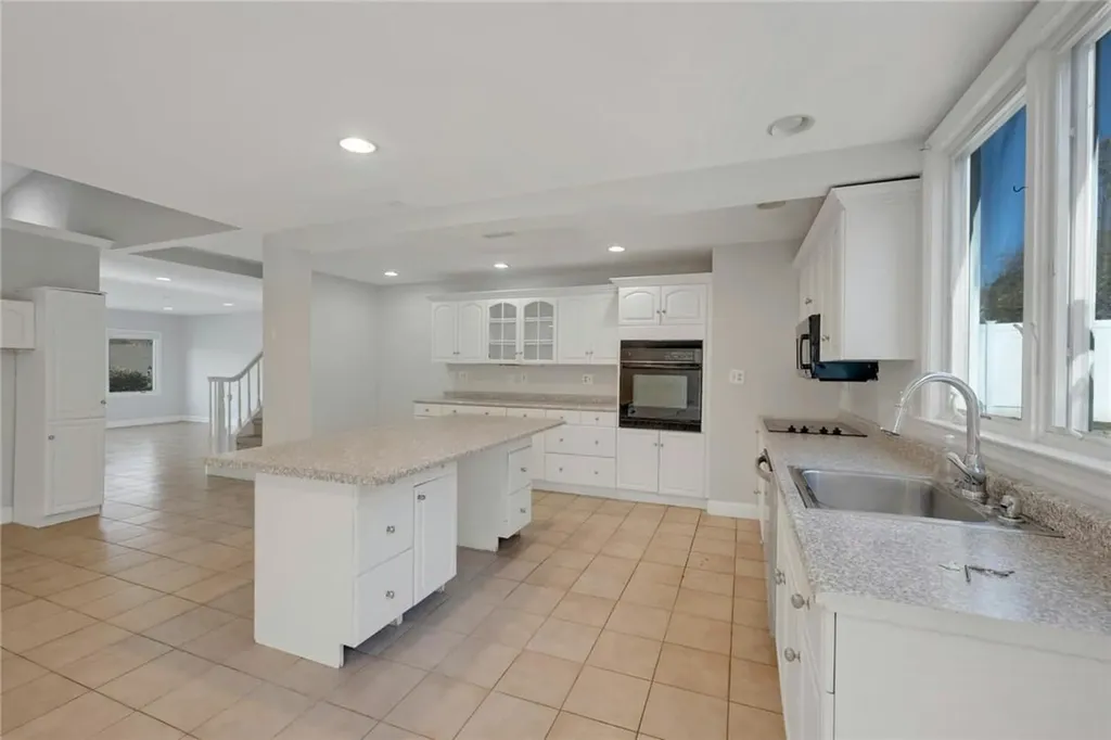 8 Beacon Lane Rye Brook NY 10573