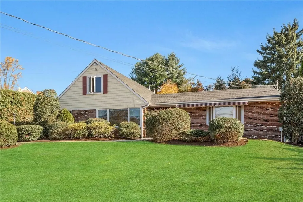 8 Beacon Lane Rye Brook NY 10573