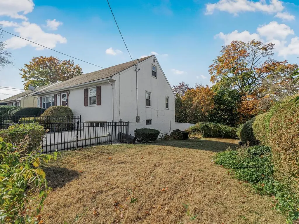 410 Mcclellan Avenue Mount Vernon NY 10553