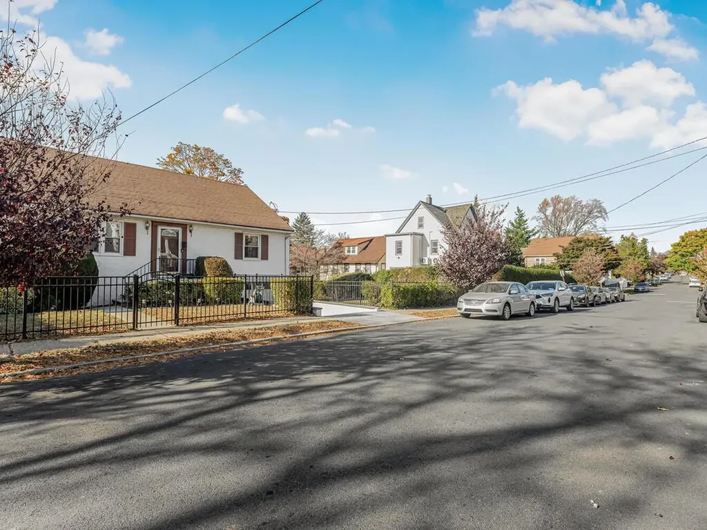 410 Mcclellan Avenue Mount Vernon NY 10553