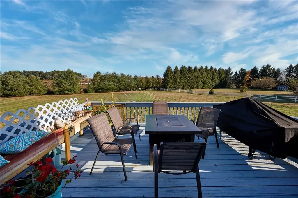 8 Memory Trail Lagrangeville NY 12540