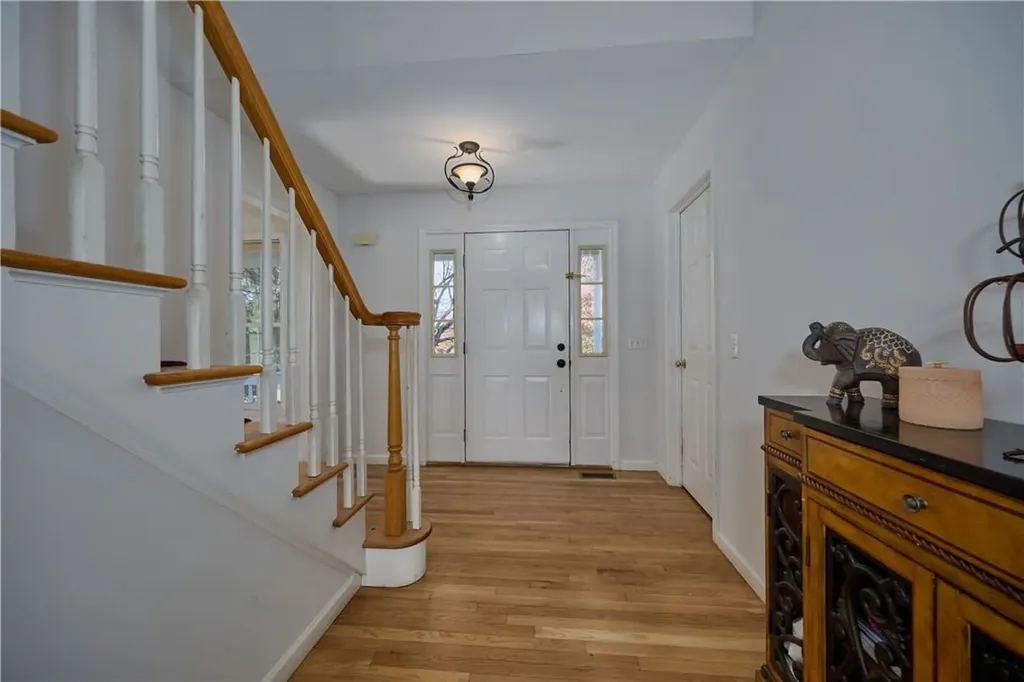 8 Memory Trail Lagrangeville NY 12540