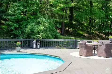41 Snydertown Road Craryville NY 12521