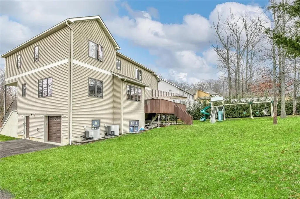 5 Cucolo Lane Monsey NY 10952