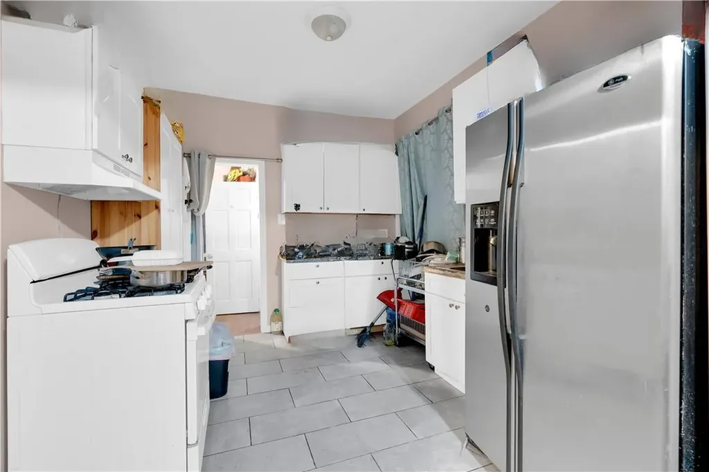 293 Saw Mill River Road Yonkers NY 10701