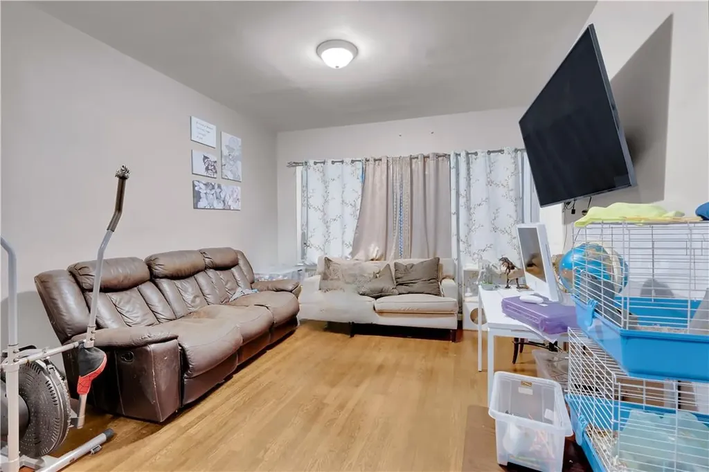 293 Saw Mill River Road Yonkers NY 10701