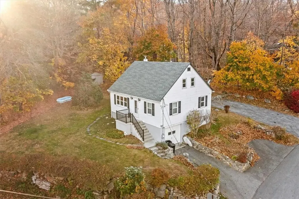 14 Lake Shore Drive Patterson NY 12563