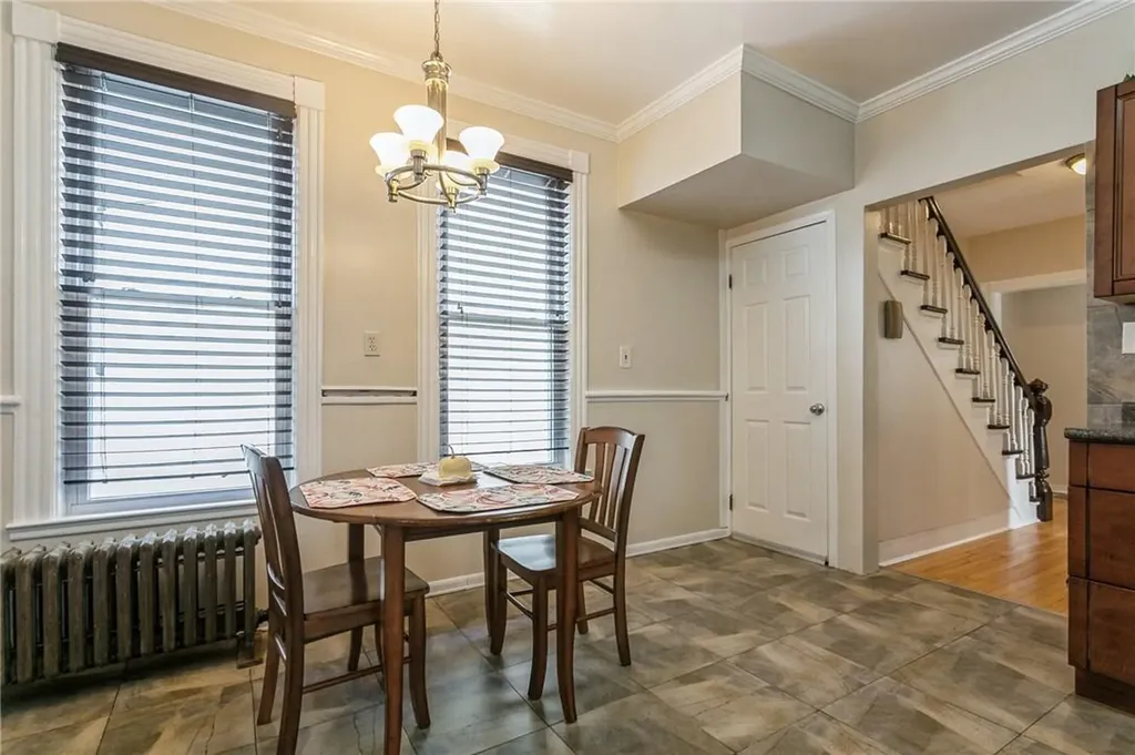 20 Hemlock Place New Rochelle NY 10805