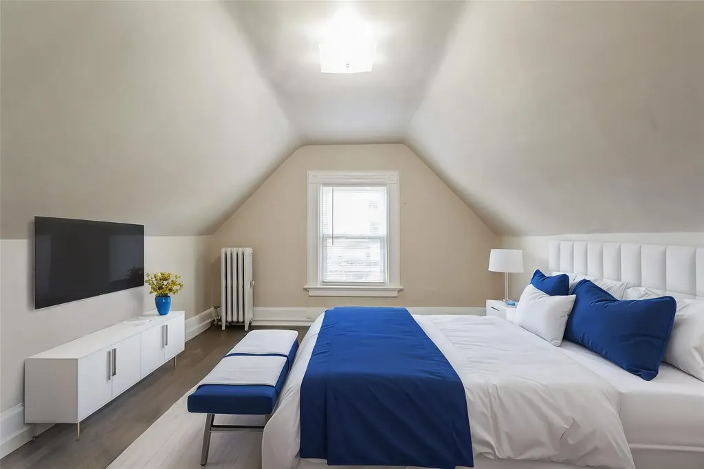 20 Hemlock Place New Rochelle NY 10805