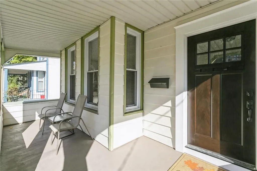 20 Hemlock Place New Rochelle NY 10805