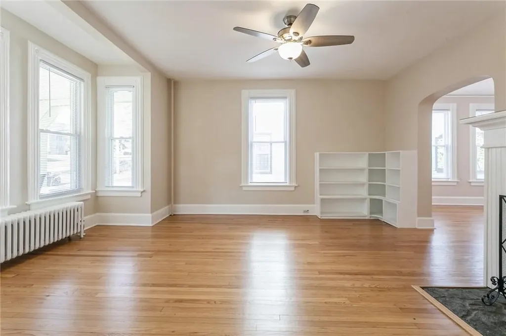 20 Hemlock Place New Rochelle NY 10805