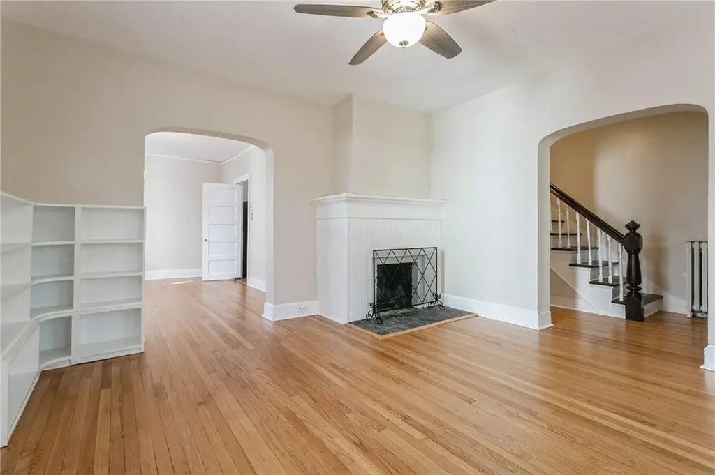 20 Hemlock Place New Rochelle NY 10805