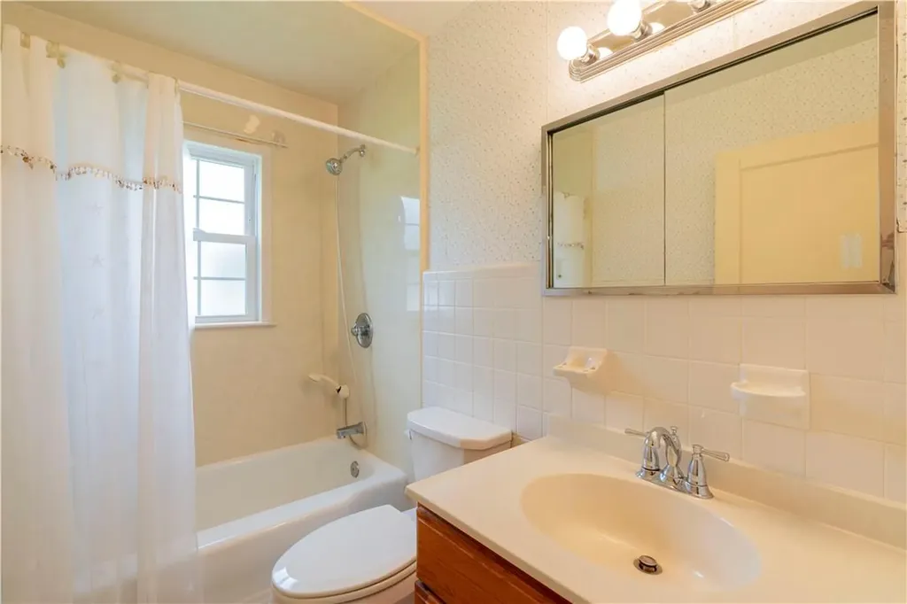 53 Maple Avenue Fishkill NY 12524