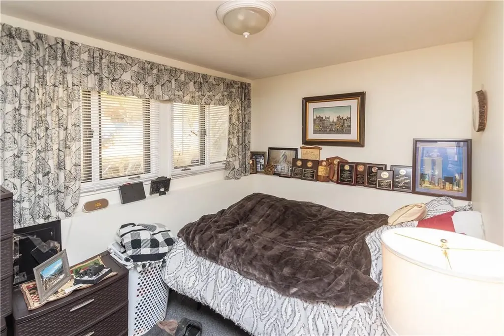 8 Colonial Avenue Fishkill NY 12524