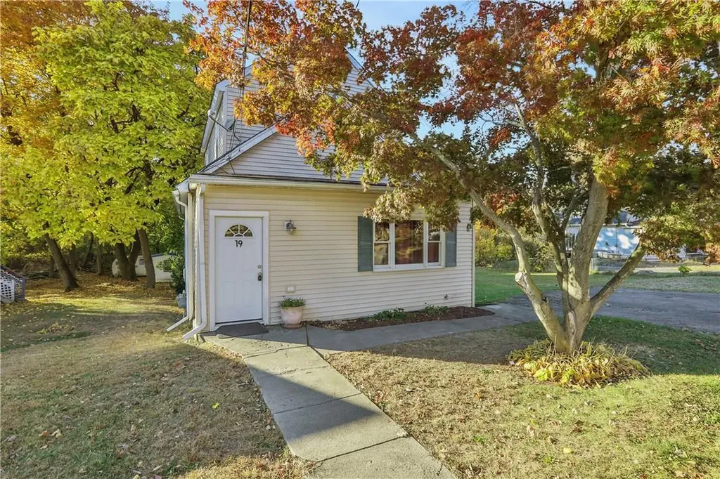 19 Frost Lane Cornwall NY 12518