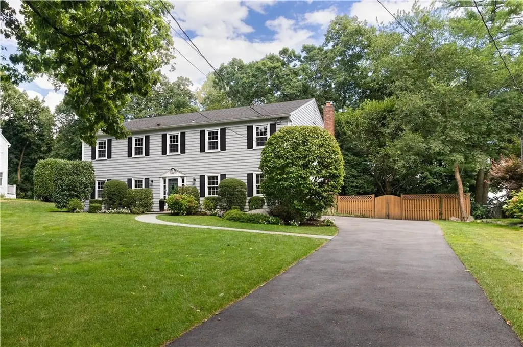 7 Heritage Lane Rye NY 10580