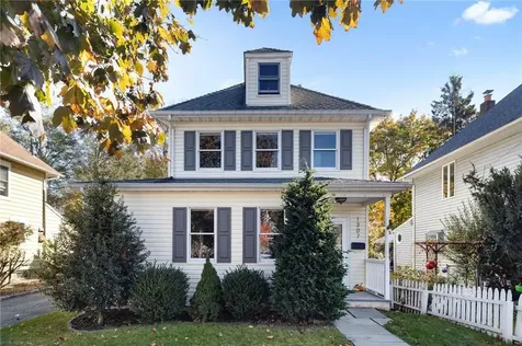 1307 Henry Avenue Mamaroneck NY 10543