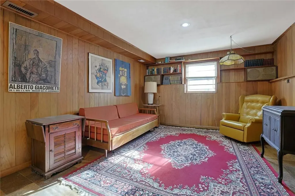 12 Kenneth Road White Plains NY 10605
