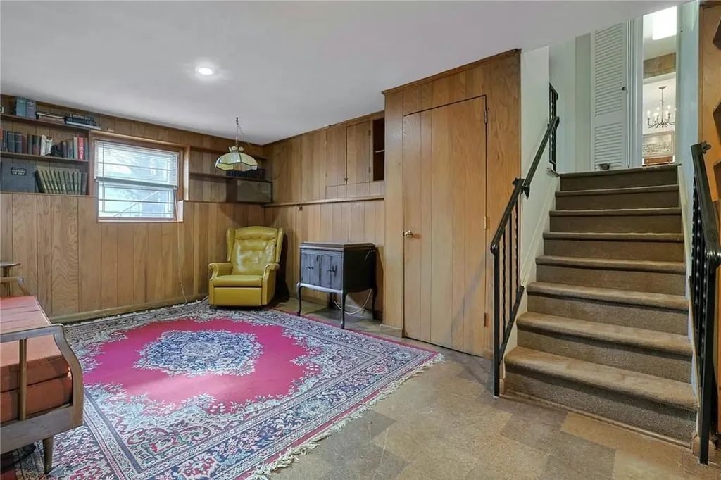 12 Kenneth Road White Plains NY 10605